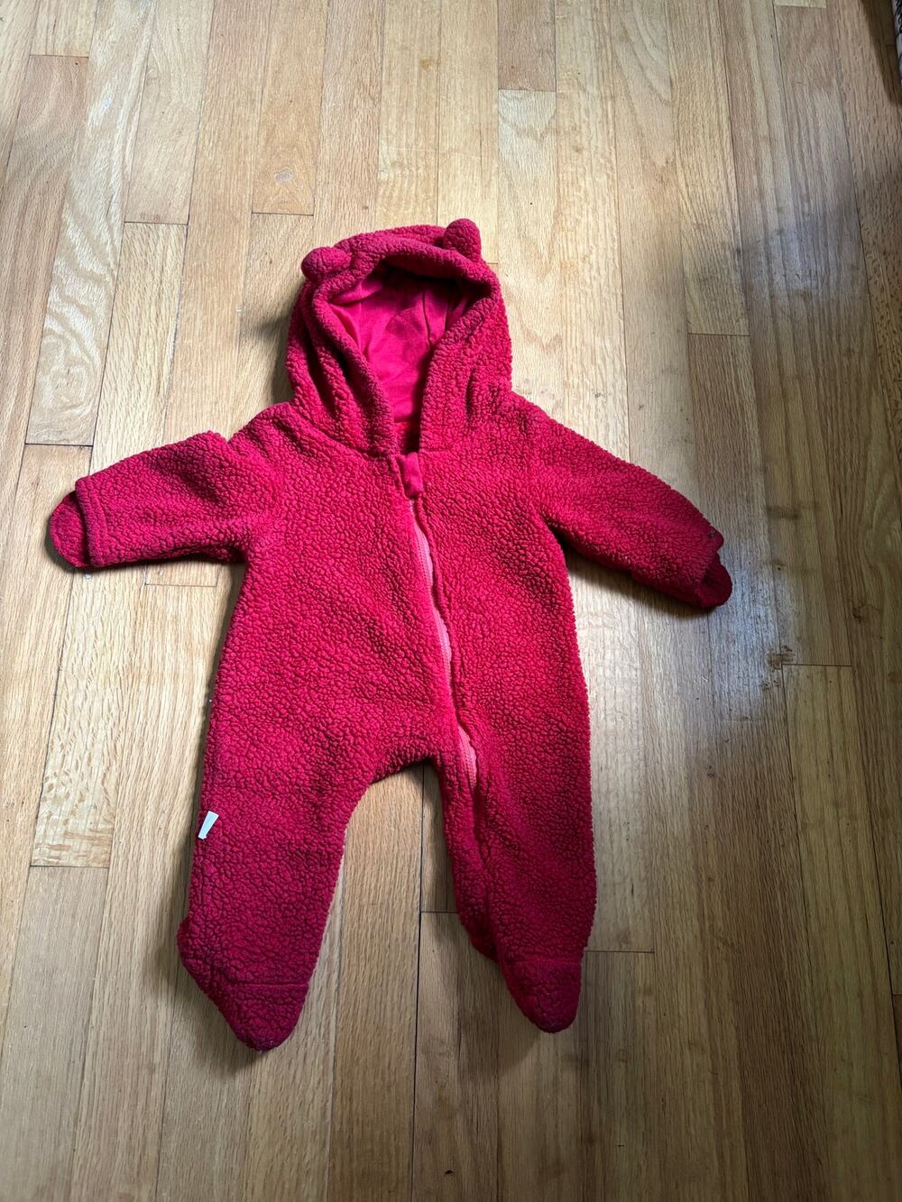 Sherpa baby bunting suit, magenta, bear ears + mittens, size 59 (0-3M)